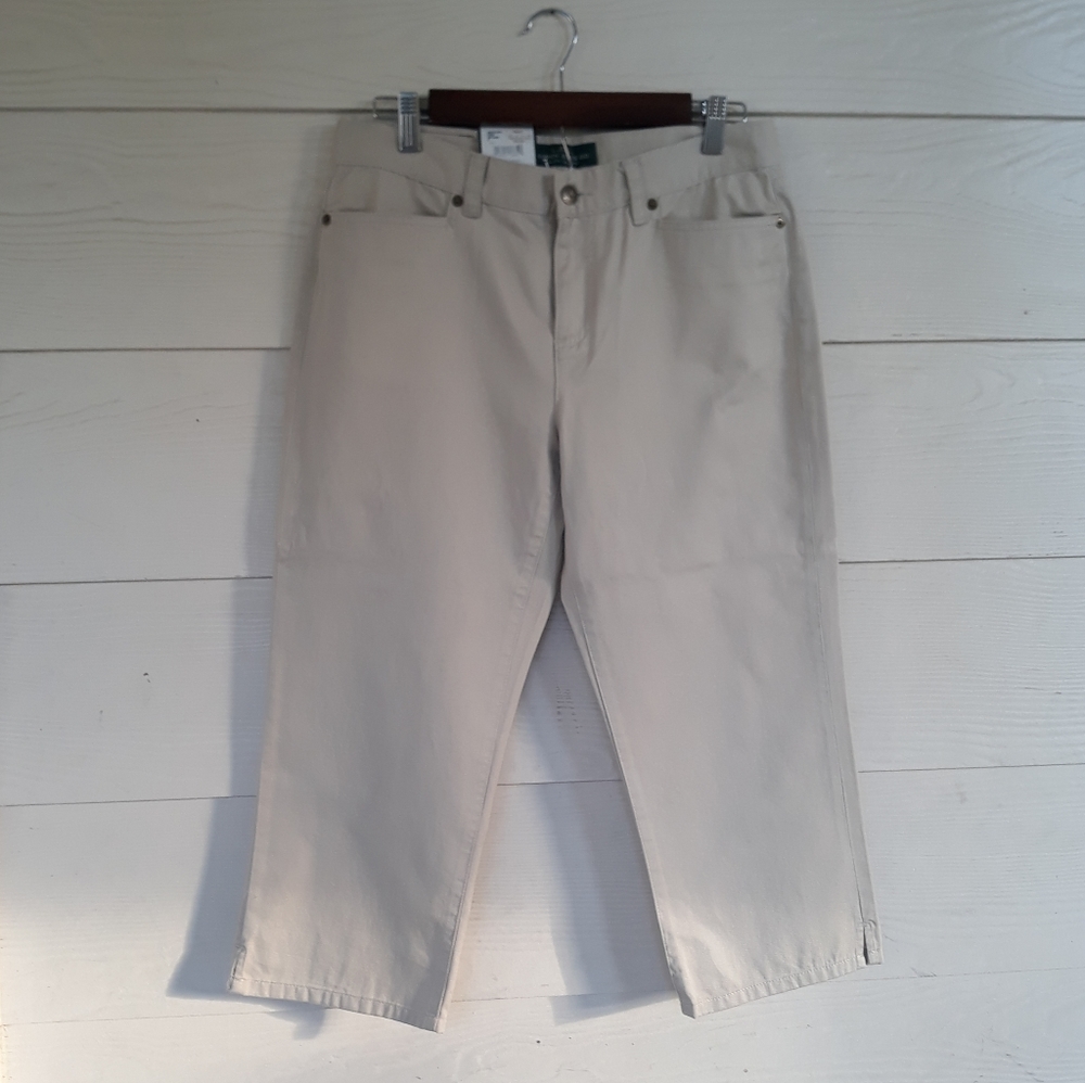 Lauren Ralph Lauren Midcalf jeans.  NWT. Size 6.